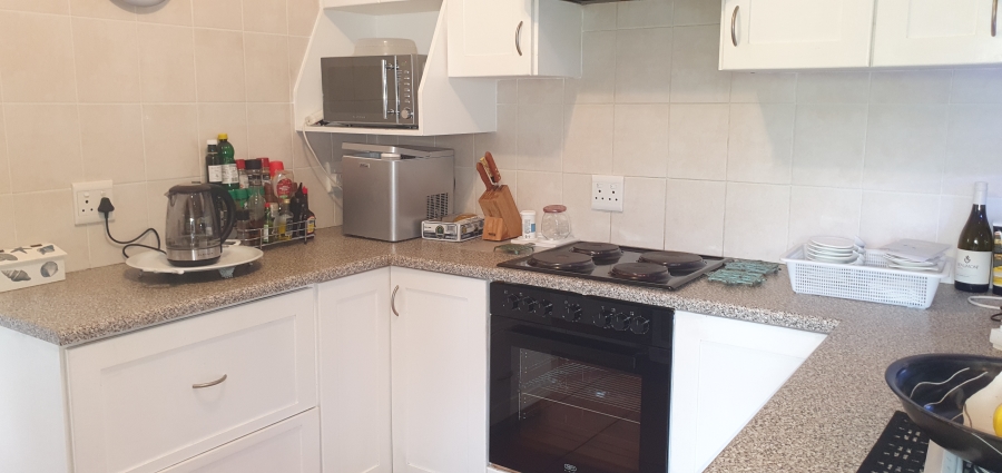 To Let 3 Bedroom Property for Rent in Chanteclair Western Cape